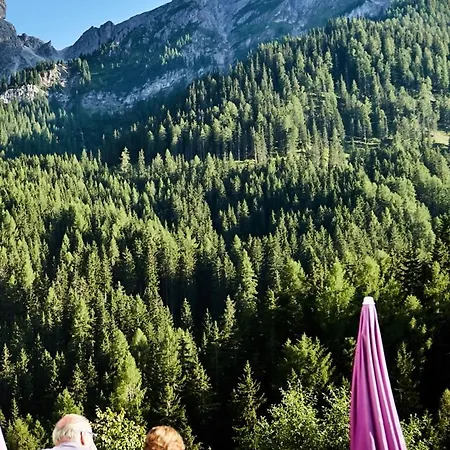 Berggasthof Trattes 2*