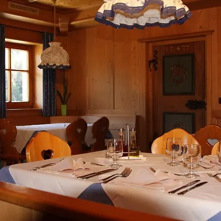 Locanda Berggasthof Trattes 2*